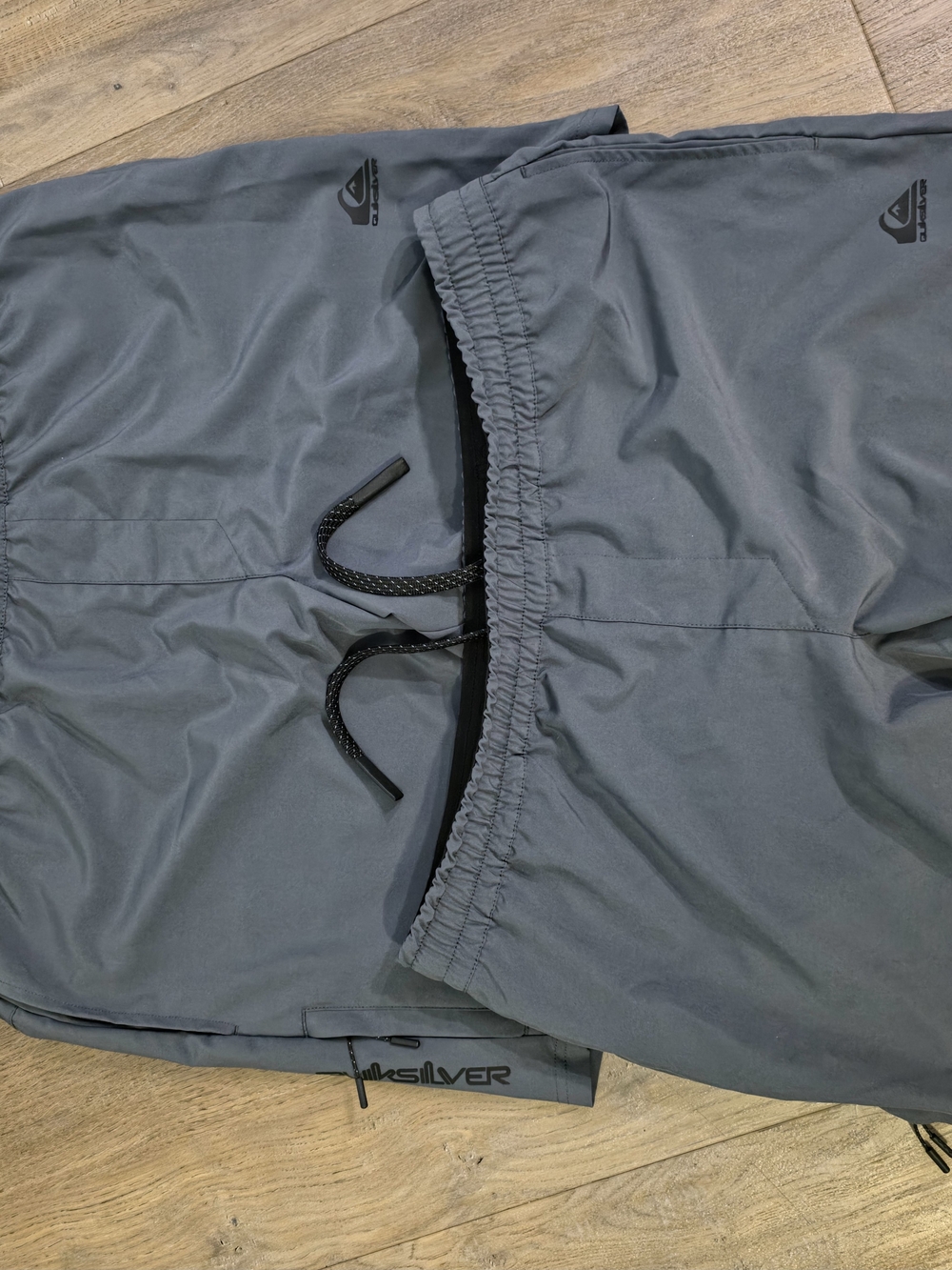 Quiksilver Men's Solid Gray Swim Trunks
